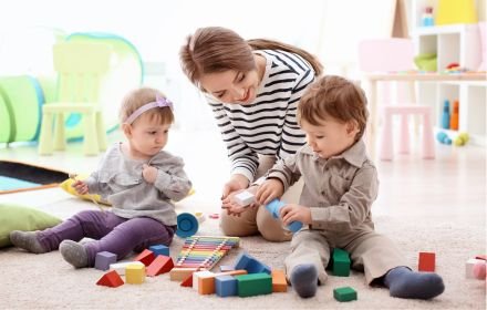 Babysitter Services in Noida & Delhi NCR